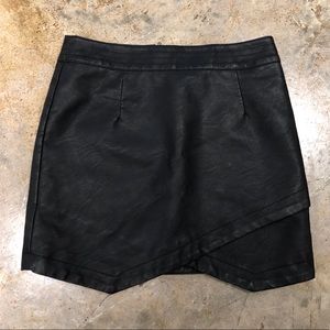 BB Dakota leather envelope skirt